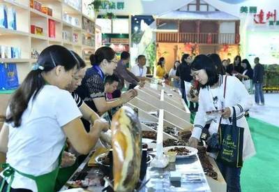 农博会上的达州味道 300多种特色农产品引领消费新潮